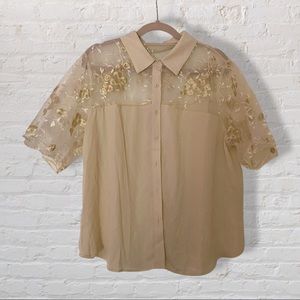 Adorable lace accent shirt